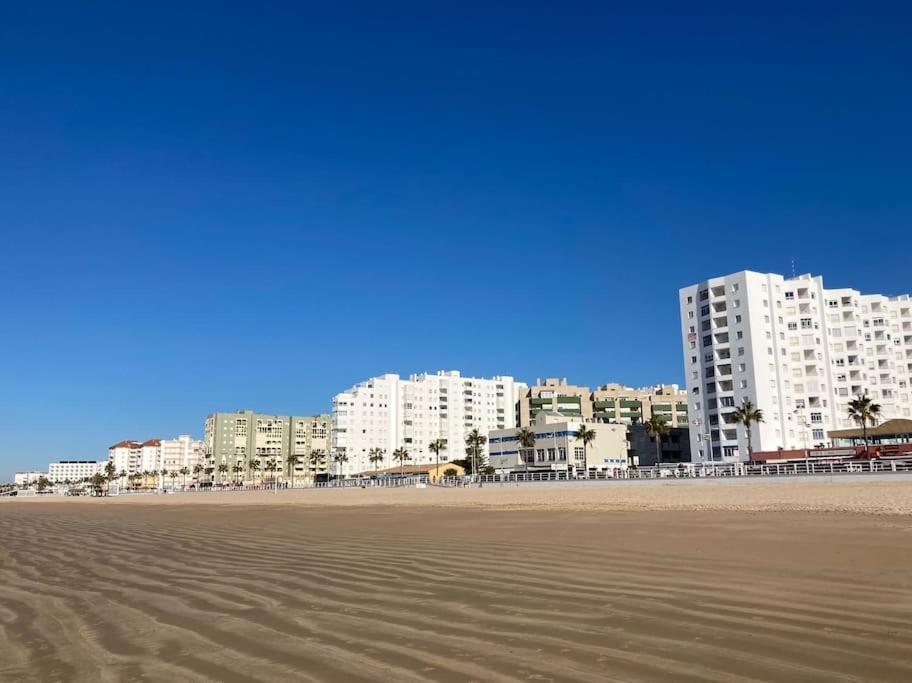 Apartamento Vistas Al Mar - Valdelagrana Playa El Puerto de Santa María Exteriör bild